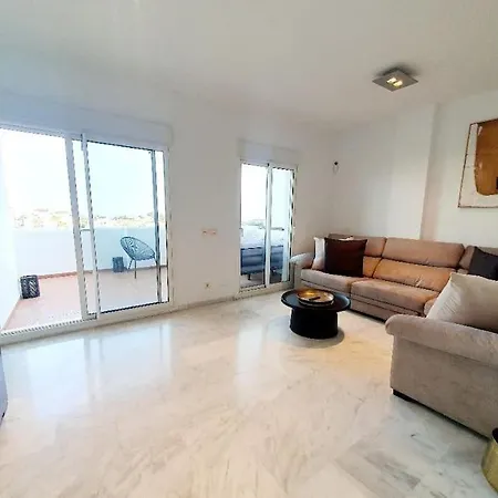 Duplex Frontline Valle Golf 3bed