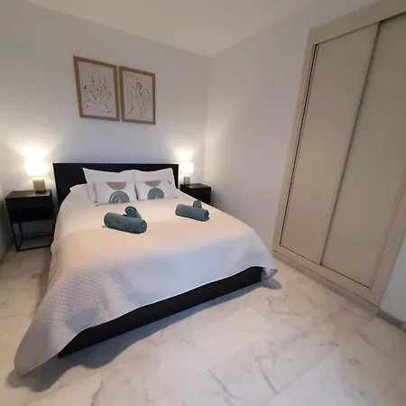 Duplex Frontline Valle Golf 3bed Estepona